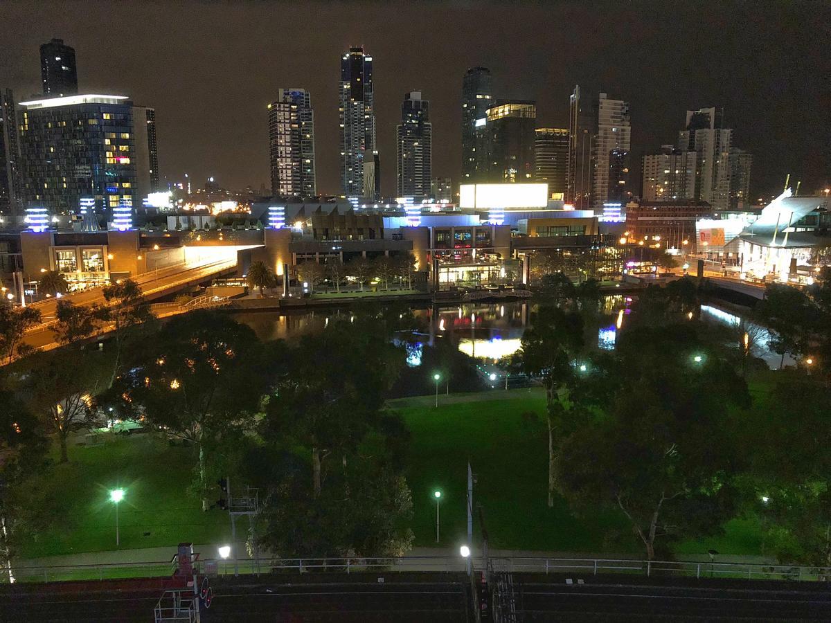 Melbourne River Views Apartment Luaran gambar